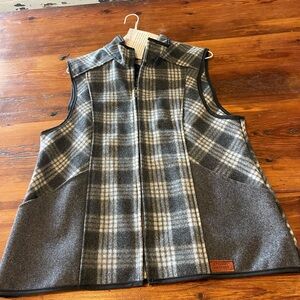 Stormy Kromer Women's Gray Plaid Vest